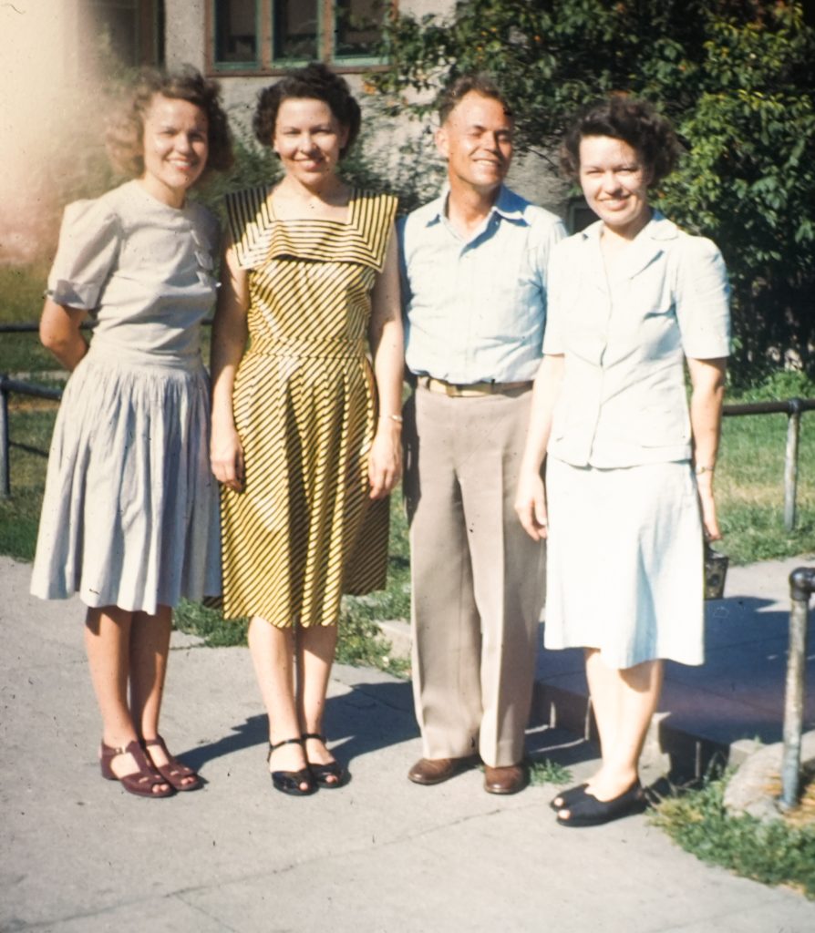 Margaret, Eleanor, Arlie, and Doris Oman, after Eleanor's marriage to Allen H. Searls